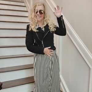 Vigoss Like New & Pro Cleaned Black Super Suede Moto Jacket, Small, $35